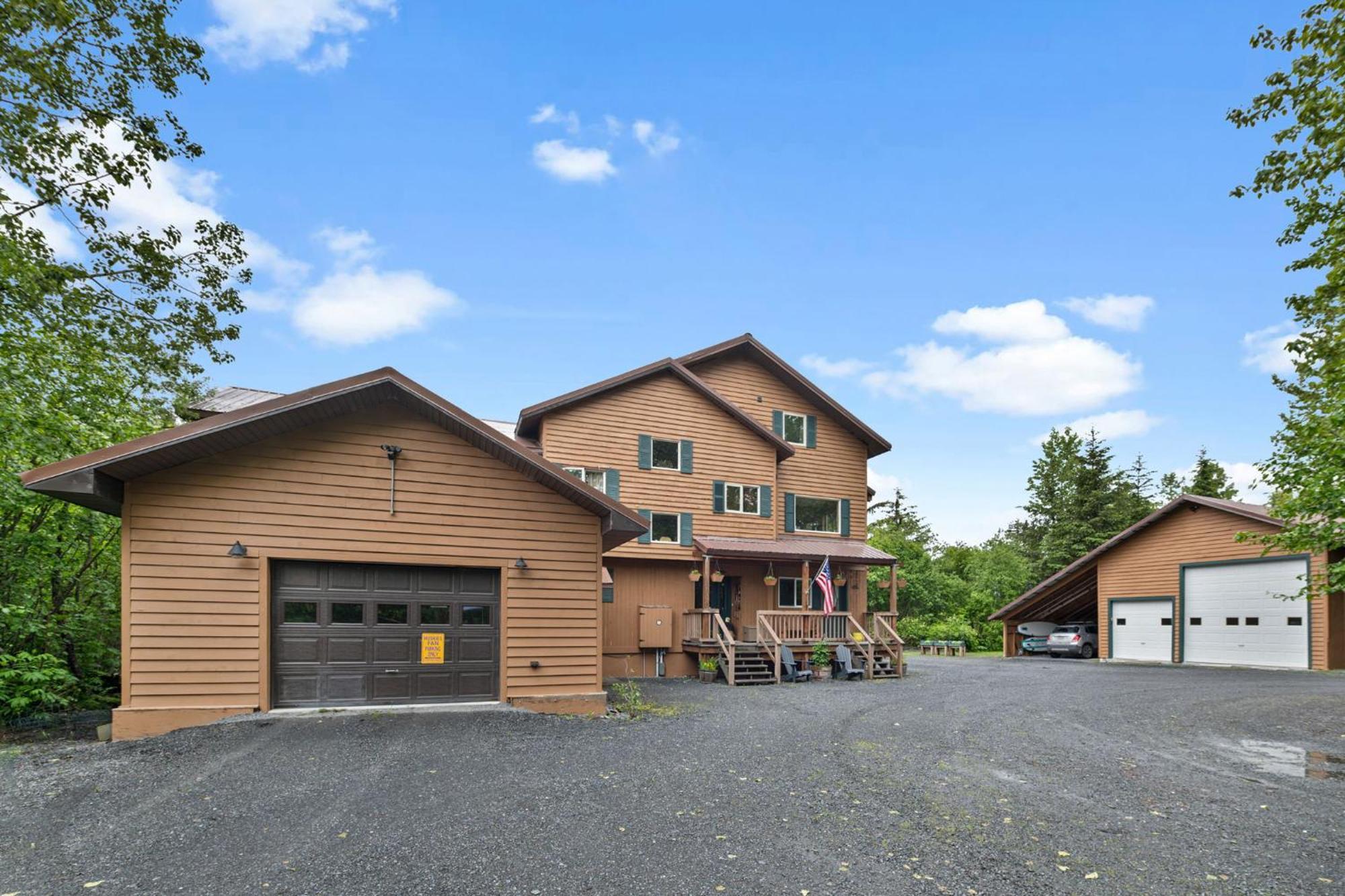 Bear Lake Lodgings B&B Seward Exterior photo